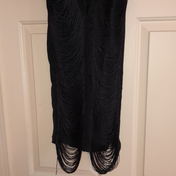 Plunge/Fringe -Pretty Little Thing -Dress in Black-Size 4 USA-Super Sexy - Picture 13 of 15